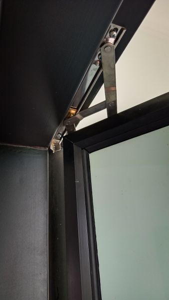Pivot Window Replacement in Ellenton